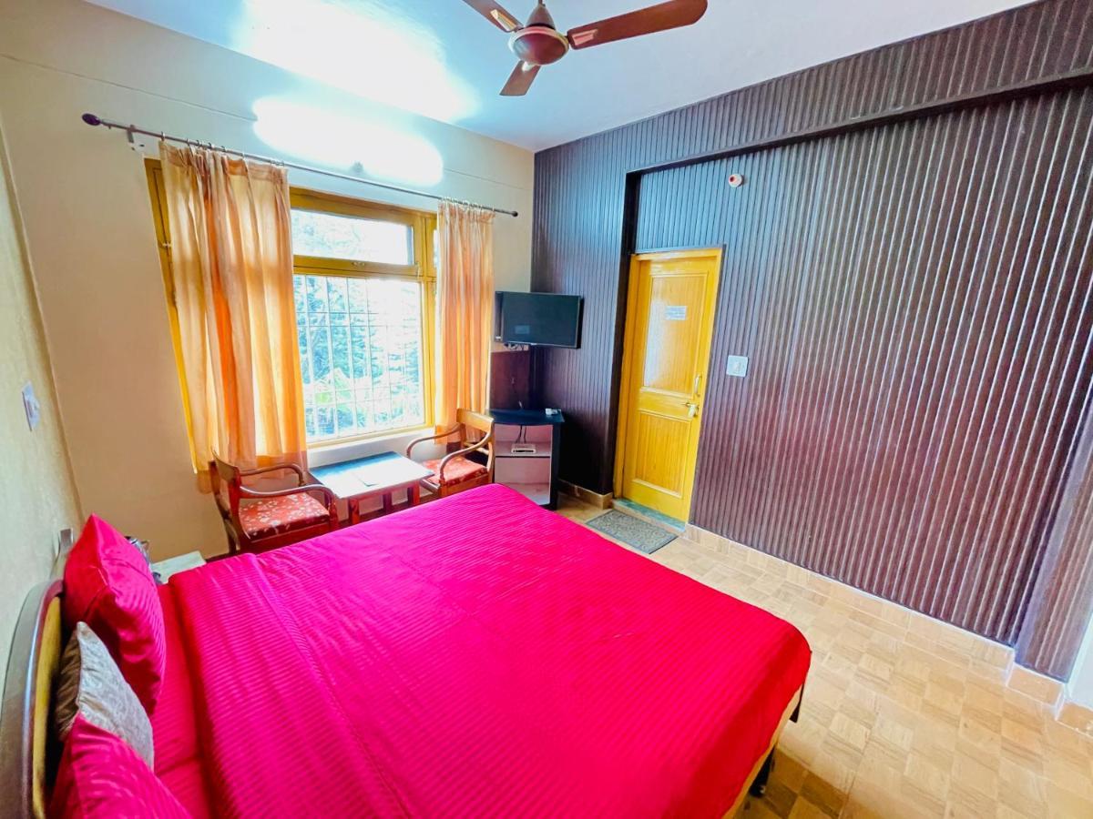 Grand View Lodge And Restaurant Dharamshala Bagian luar foto