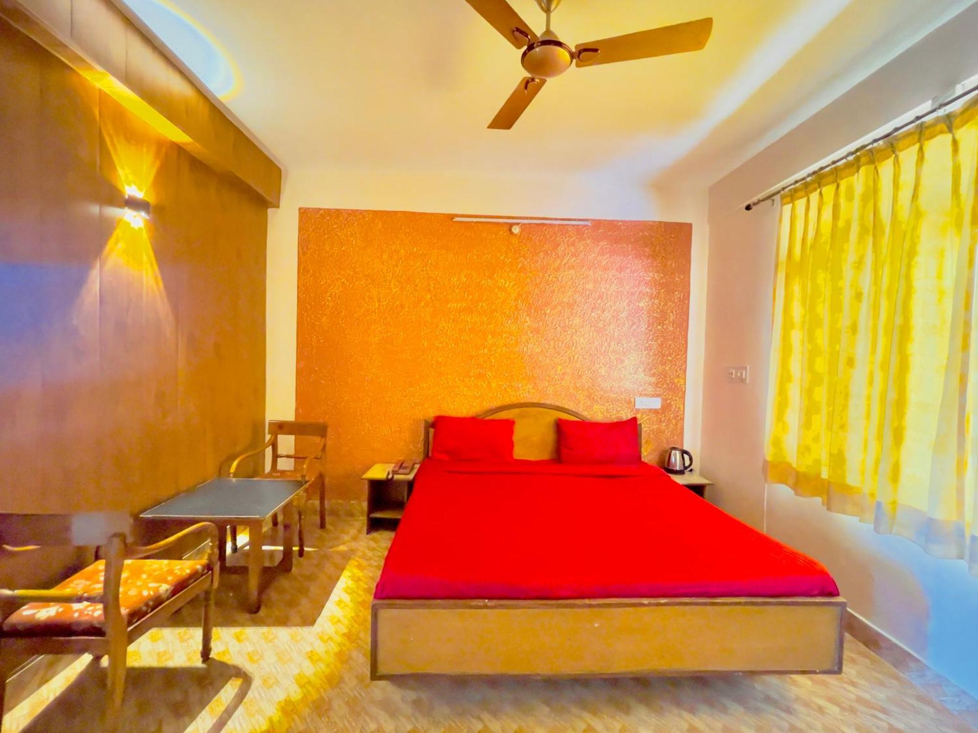 Grand View Lodge And Restaurant Dharamshala Bagian luar foto
